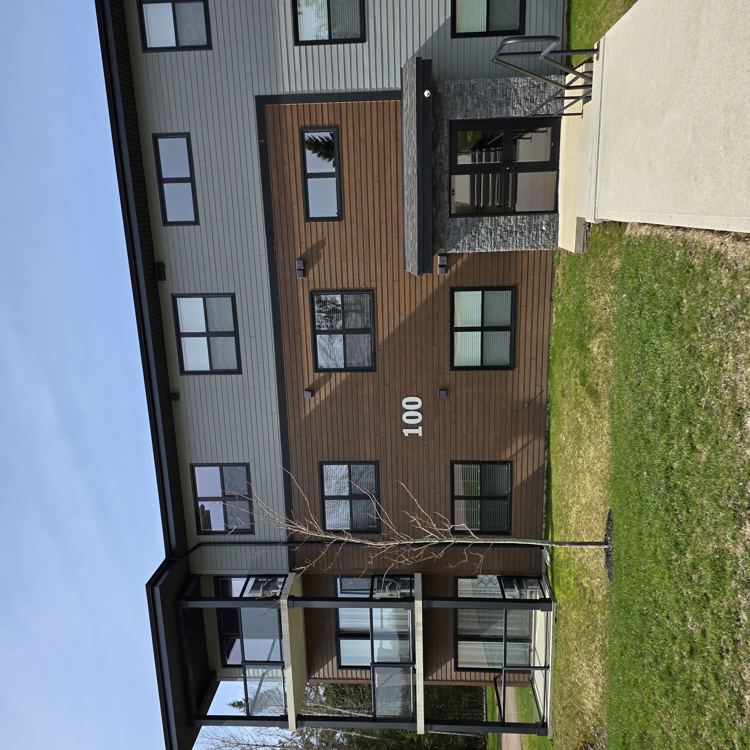 203-100 Keith Rd